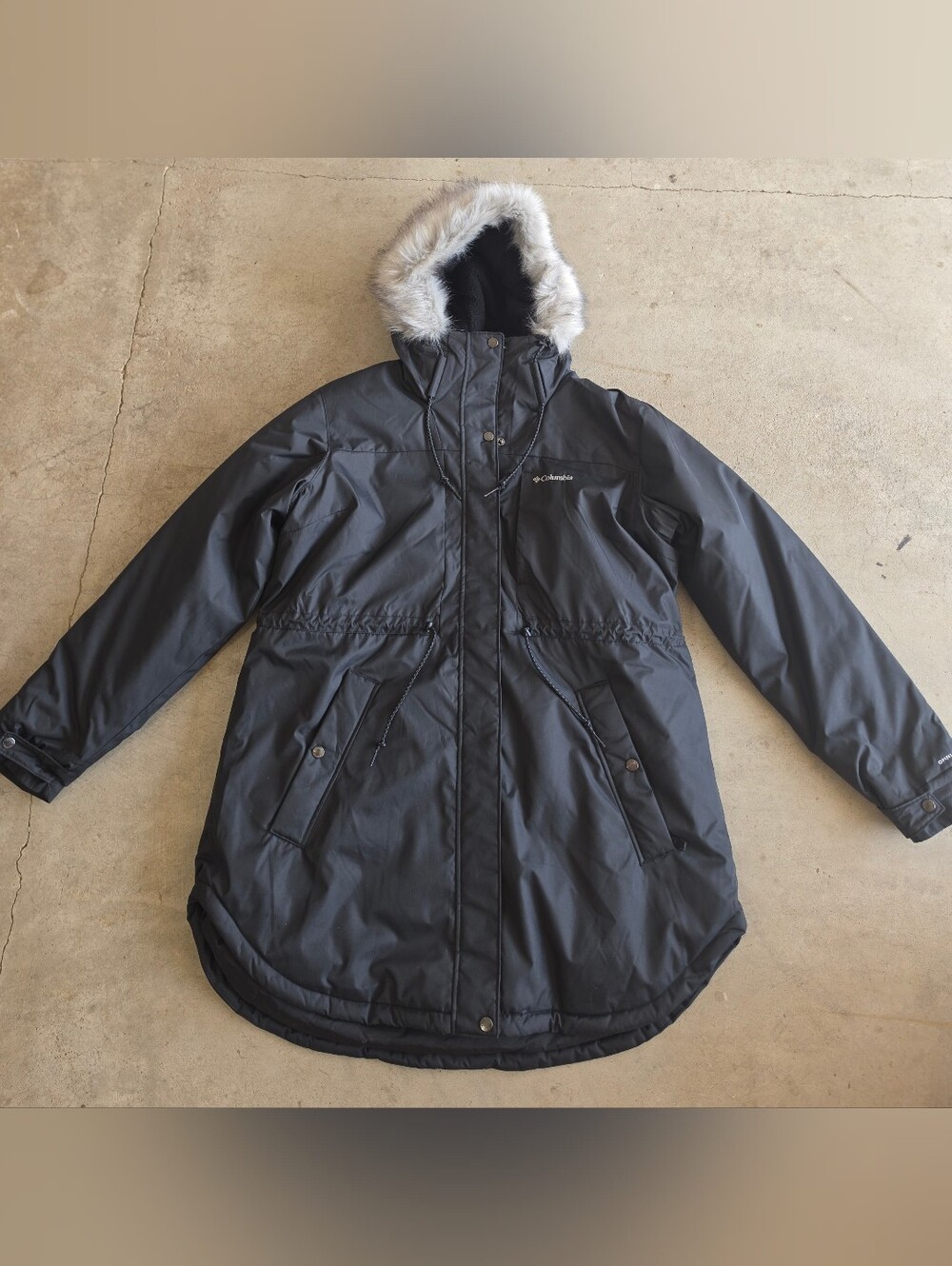 Columbia Women’s XXL Omni-Heat Hooded Winter Parka Black Faux Fur Trim